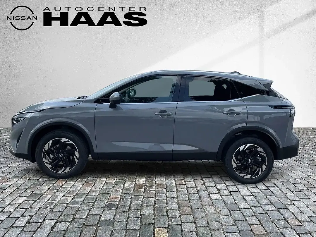 Nissan Qashqai 1.3 N-Connecta - Thumbnail 2