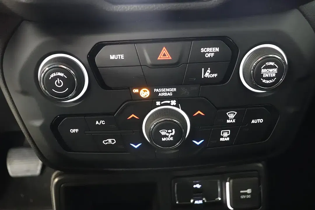 Jeep Renegade 1.5 T4 e-Hybrid Longitude - foto 15