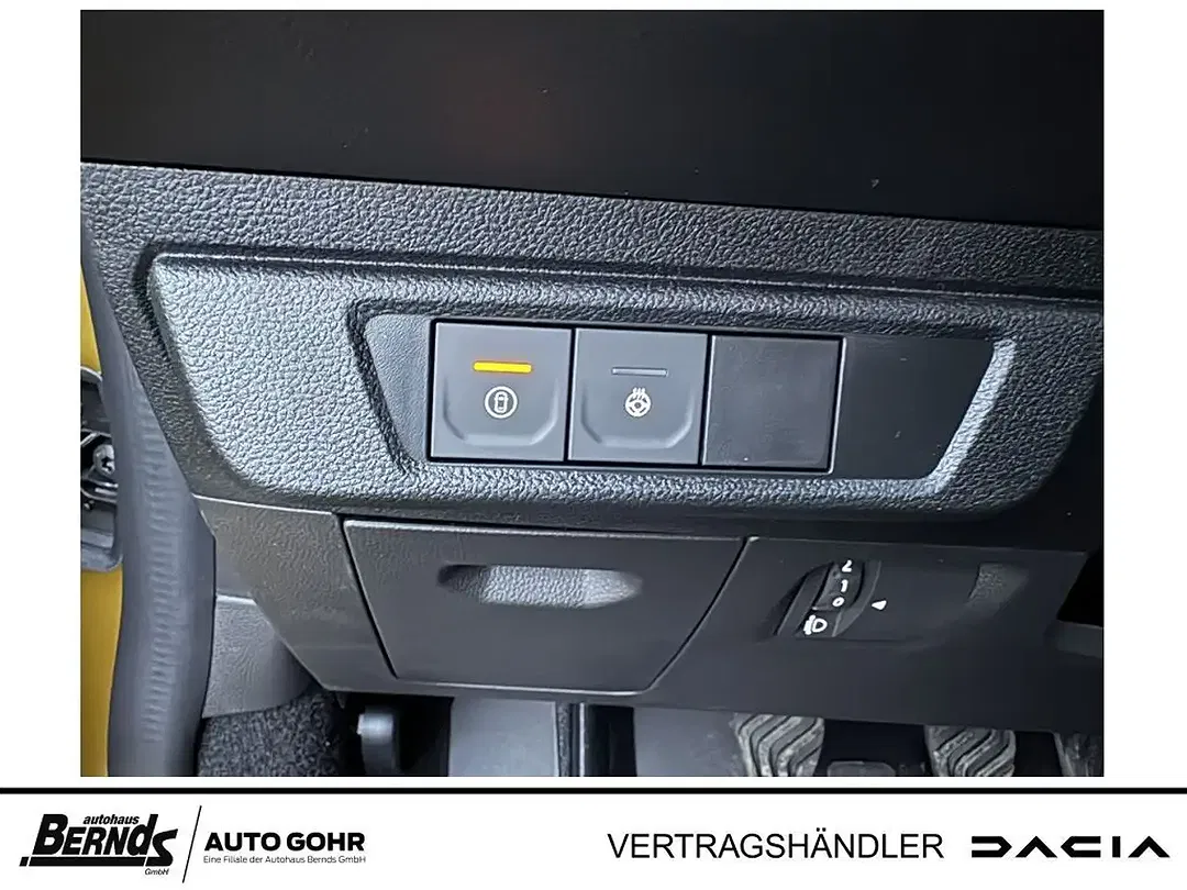 Dacia Sandero TCe Stepway Extreme - Thumbnail 15