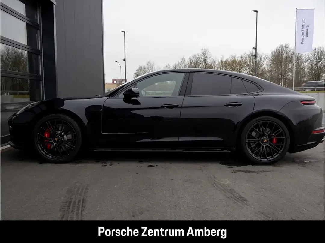 Porsche Panamera Sport Chrono GTS - Thumbnail 3