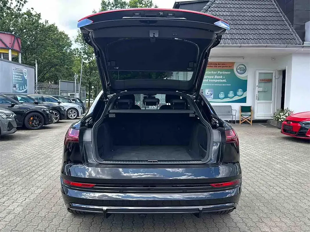 Audi e-tron 55 Sportback S line Black Edition - Thumbnail 7