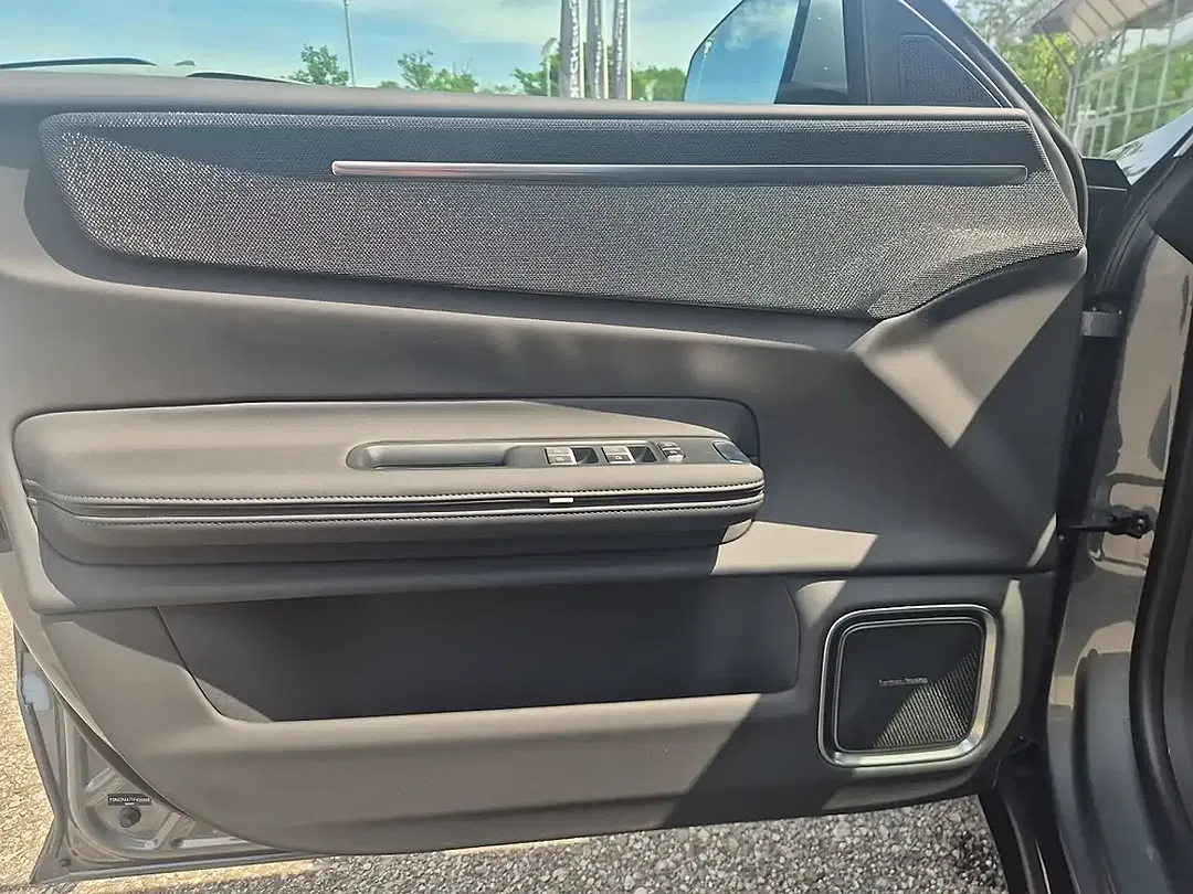 Polestar 4 100 kWh Long Range Dual Motor - Thumbnail 11