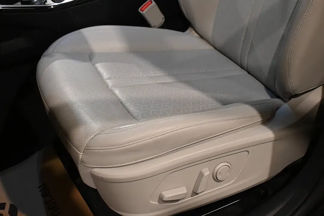Kia Sorento 1.6 Hybrid AWD - Thumbnail 14
