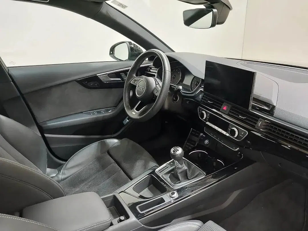 Audi A4 TFSI Avant S line - Thumbnail 6