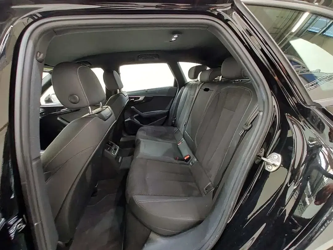 Audi A4 TFSI Avant S line - Thumbnail 9