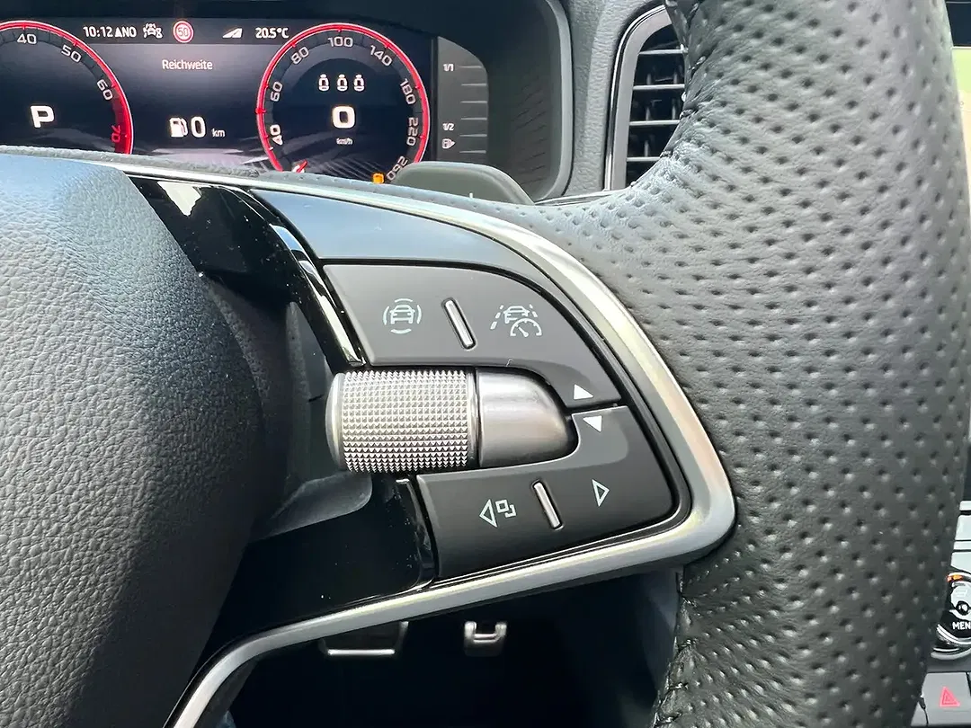 Skoda Karoq 2.0 TSI DSG 4x4 Sportline - Thumbnail 14