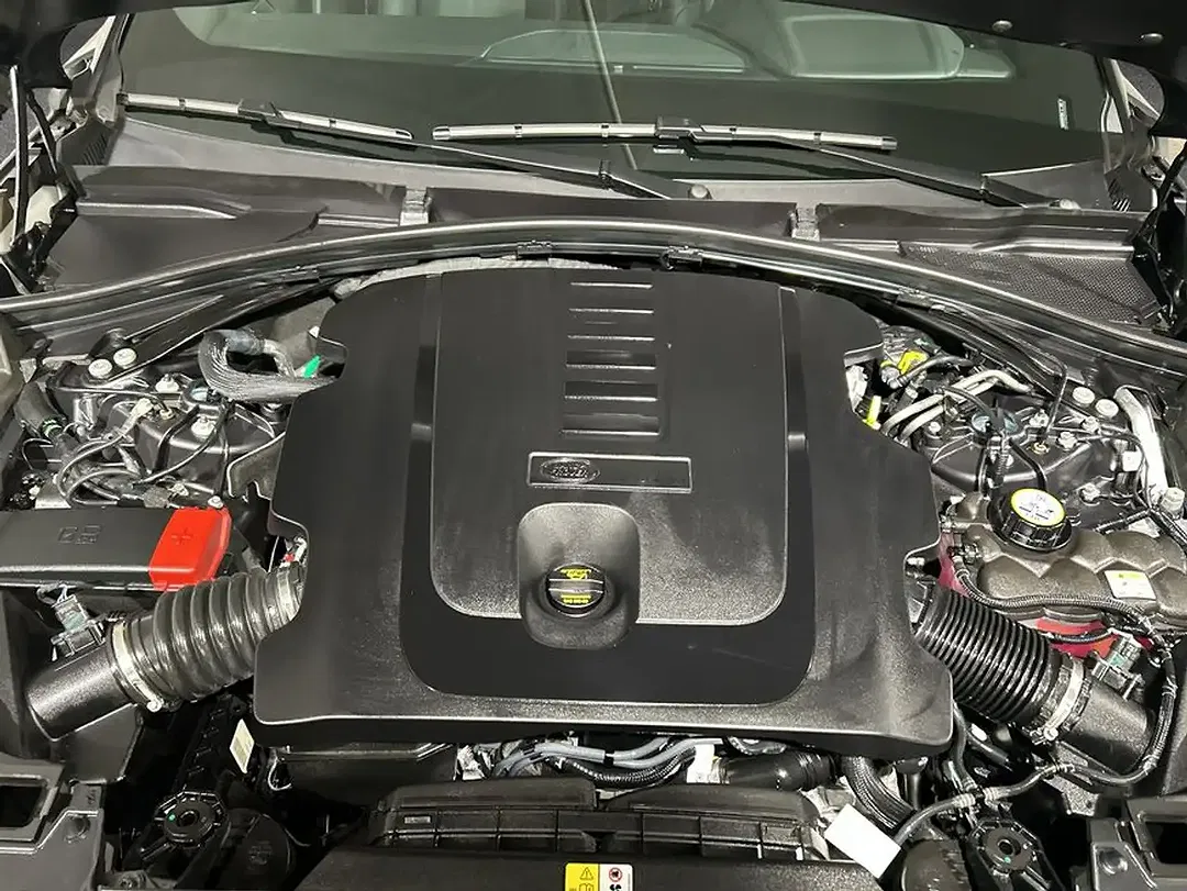 Land Rover Range Rover Velar D300 Dynamic SE - Thumbnail 10