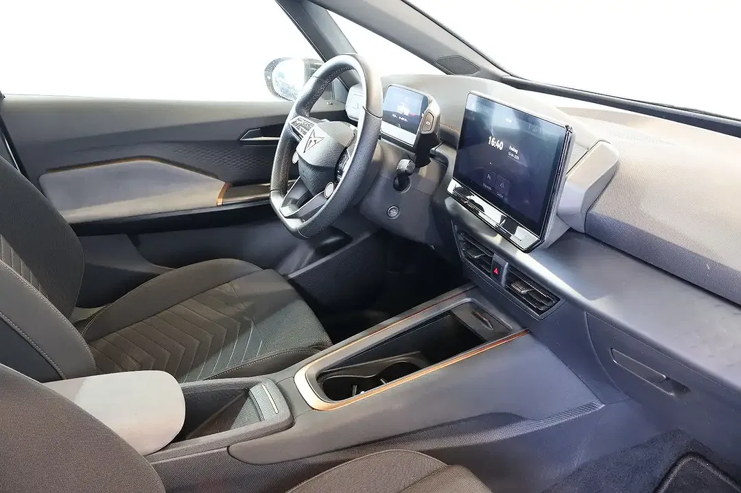 CUPRA Born - Thumbnail 14