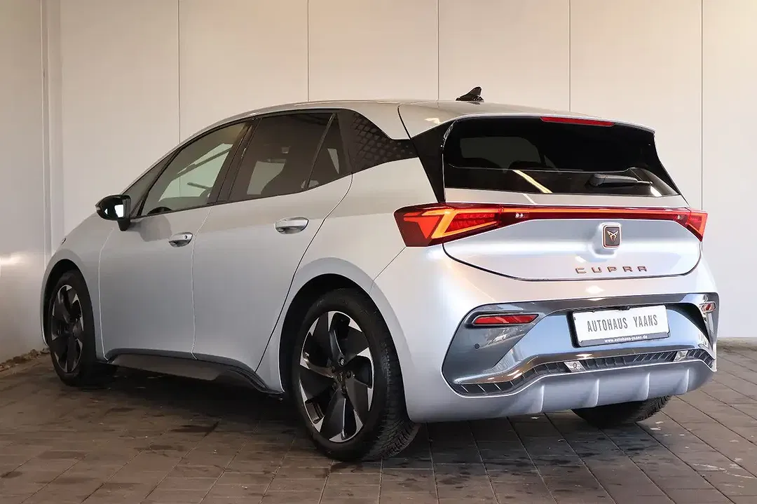CUPRA Born - Thumbnail 6