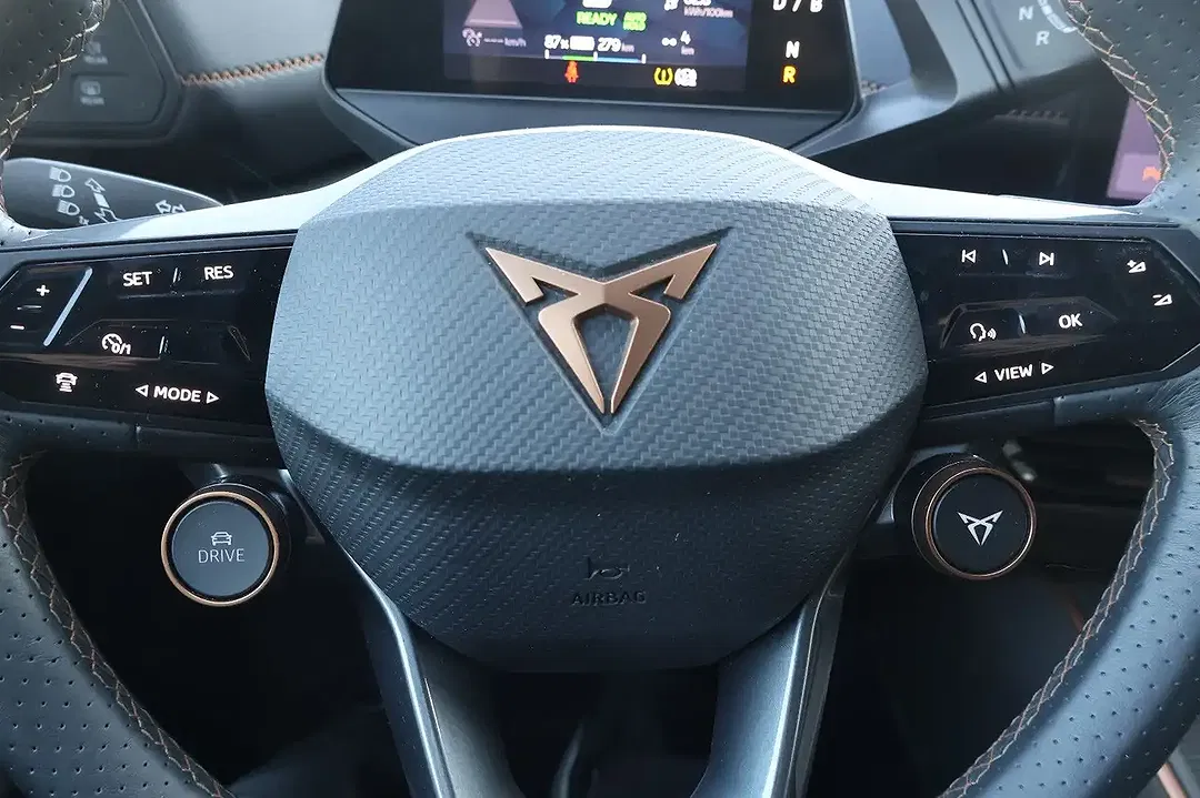 CUPRA Born - Thumbnail 9