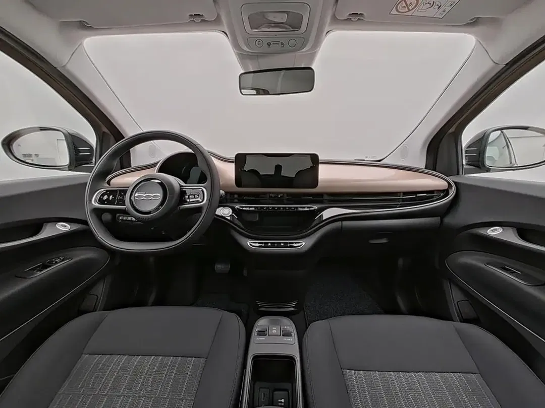 Fiat 500e Icon Comfort - Thumbnail 8