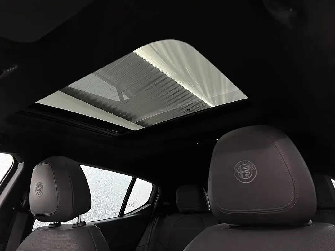 Alfa Romeo Tonale 1.5 VGT Hybrid Veloce - Thumbnail 10