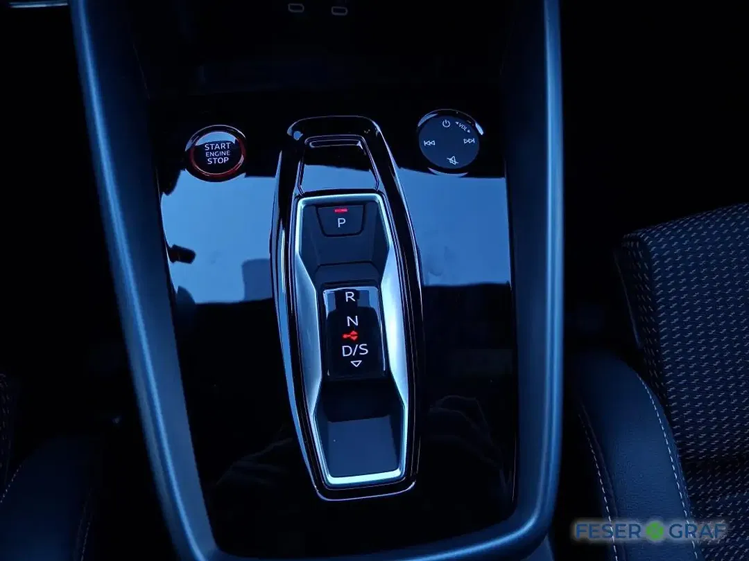 Audi S3 Sportback - Thumbnail 11