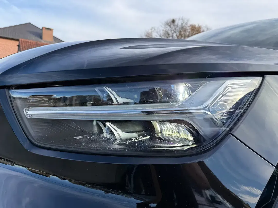 Volvo XC40 T2 1.5 - Thumbnail 10