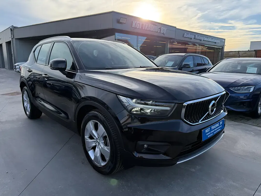 Volvo XC40 T2 1.5 - Thumbnail 3