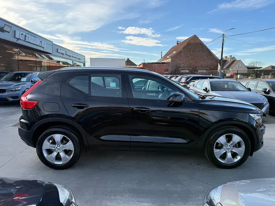 Volvo XC40 T2 1.5 - Thumbnail 4