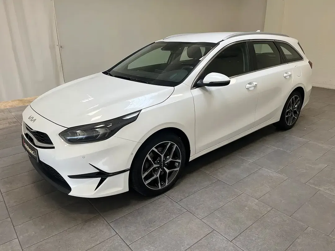 Kia Ceed SW / cee'd SW 1.5 T-GDI Spirit - Thumbnail 3