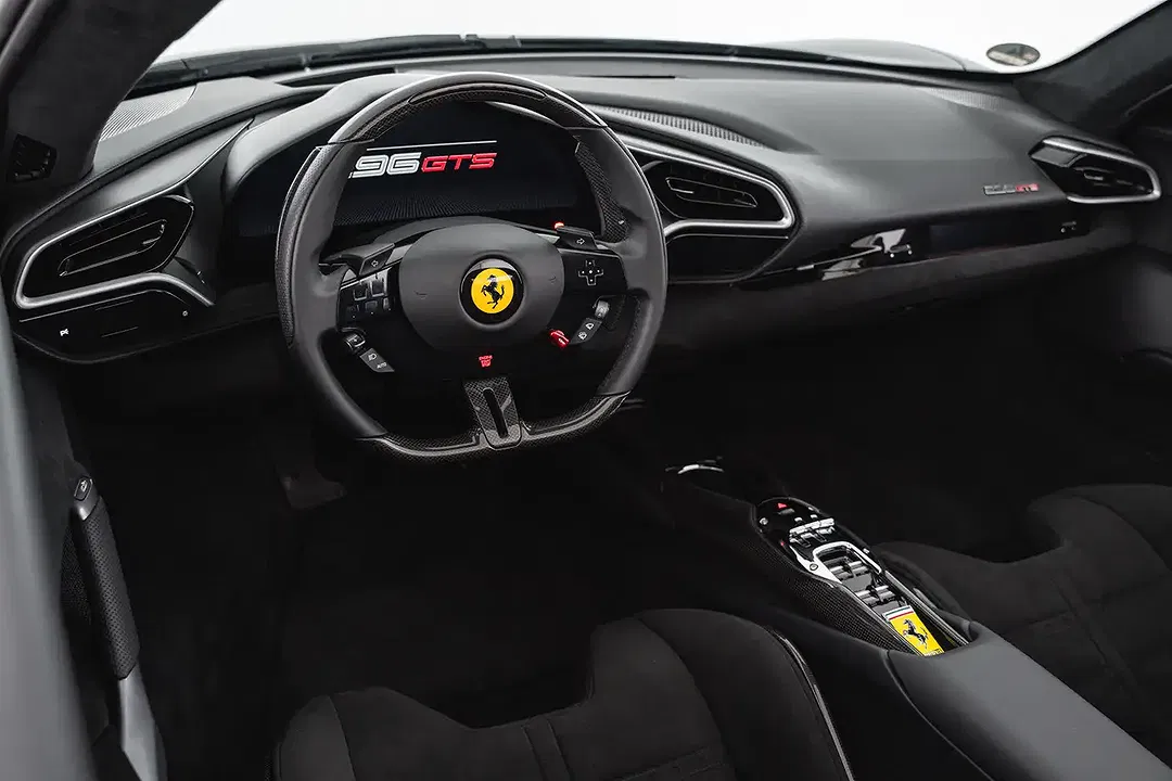 Ferrari 296 GTS - Thumbnail 12