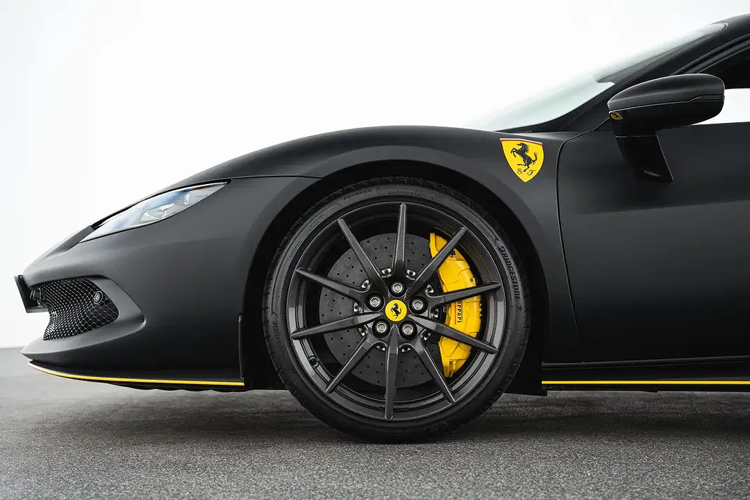 Ferrari 296 GTS - Thumbnail 9