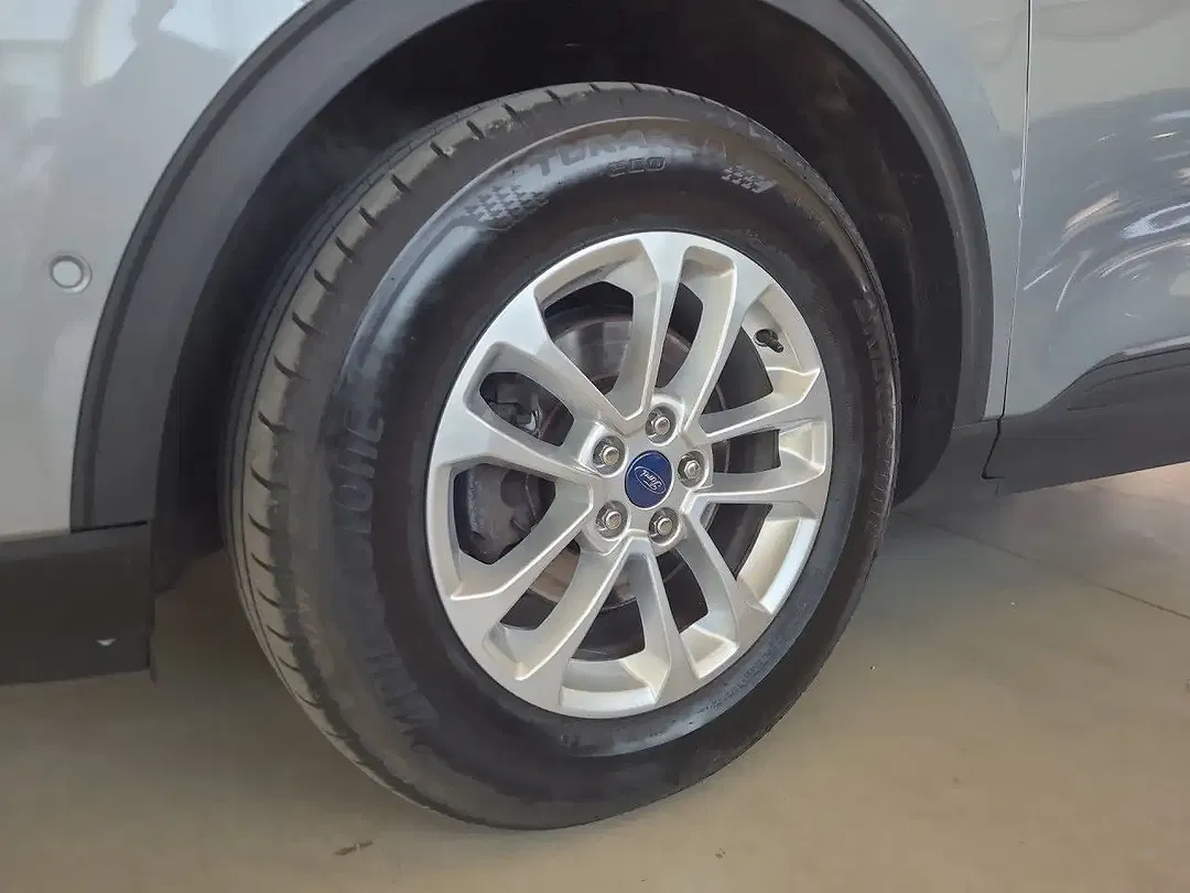 Ford Kuga AUT Titanium X - Thumbnail 17