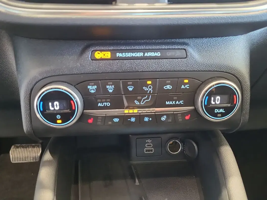 Ford Kuga AUT Titanium X - Thumbnail 21