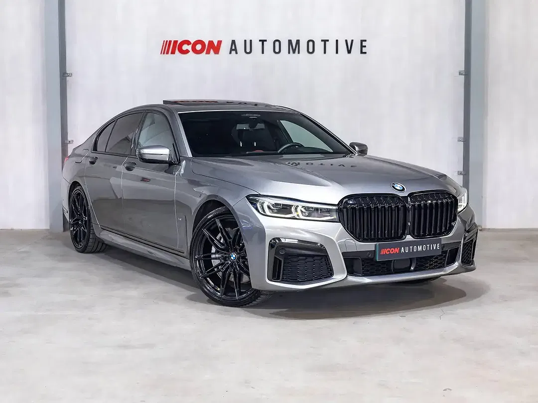BMW 745 PHEV M - foto 1