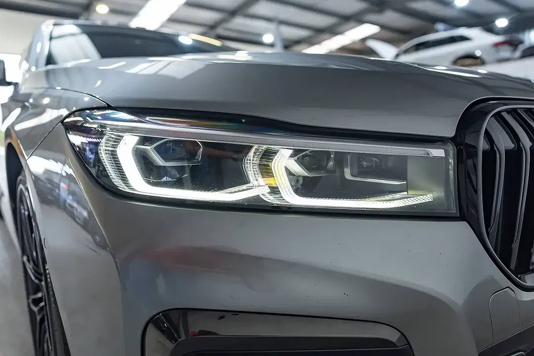 BMW 745 PHEV M - Thumbnail 21