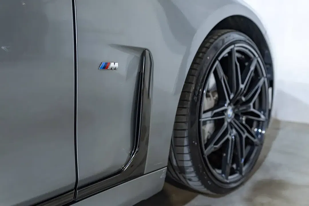 BMW 745 PHEV M - Thumbnail 22