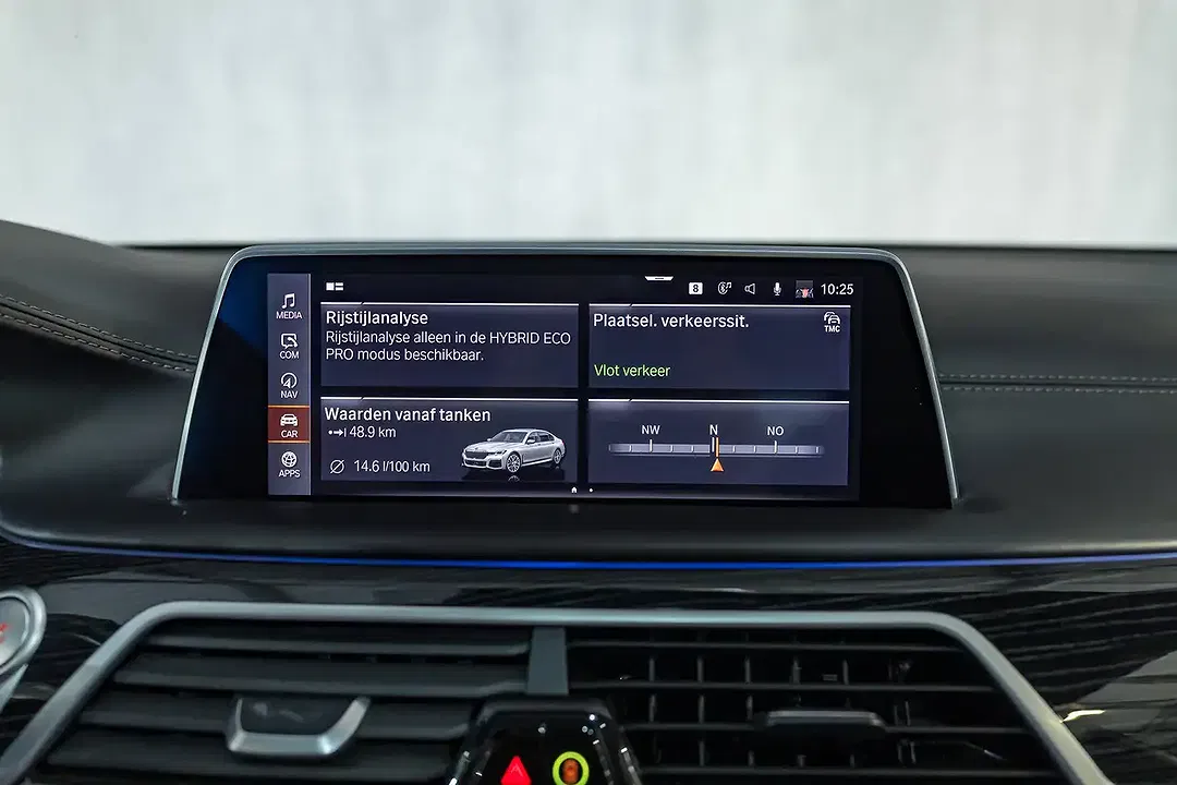 BMW 745 PHEV M - Thumbnail 37