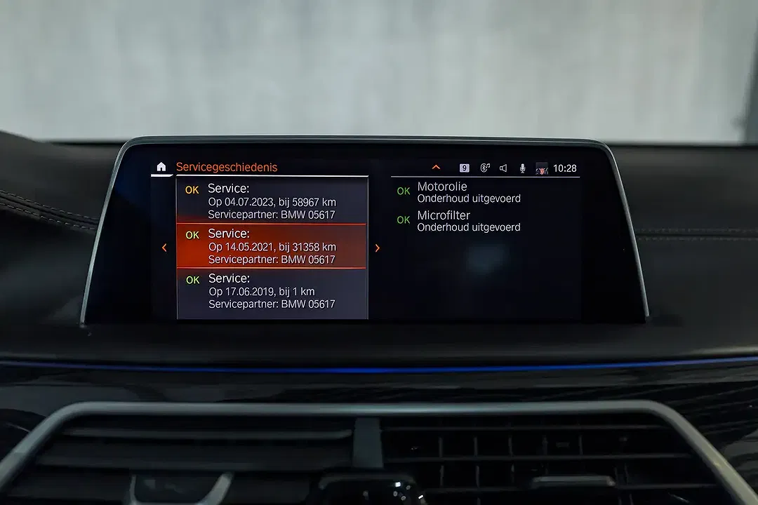 BMW 745 PHEV M - Thumbnail 42