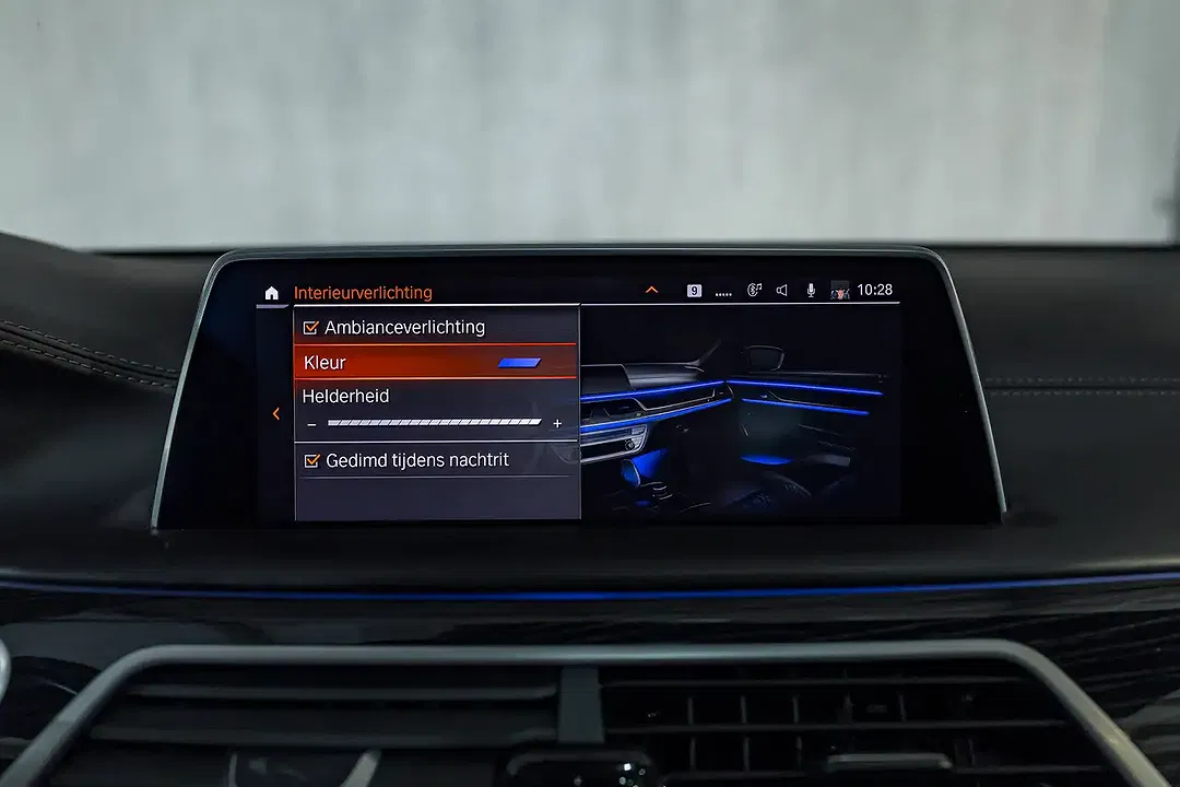 BMW 745 PHEV M - Thumbnail 43