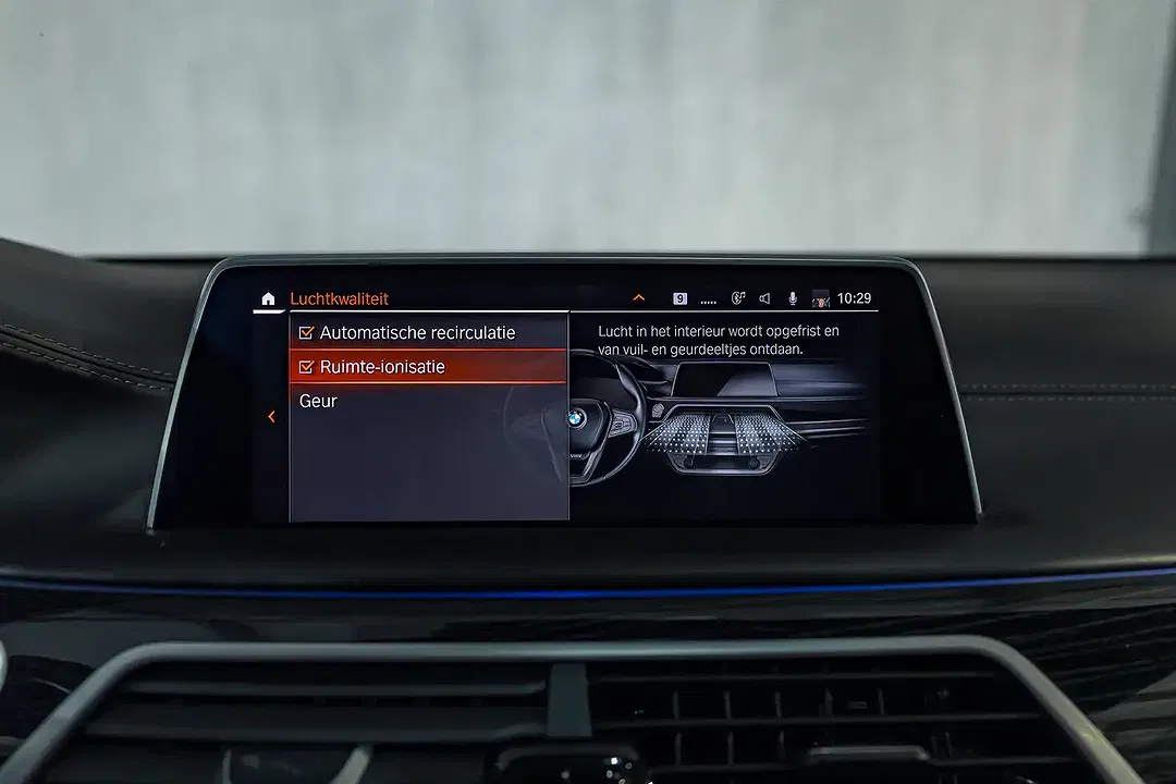 BMW 745 PHEV M - Thumbnail 45