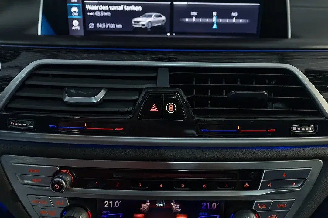 BMW 745 PHEV M - Thumbnail 46