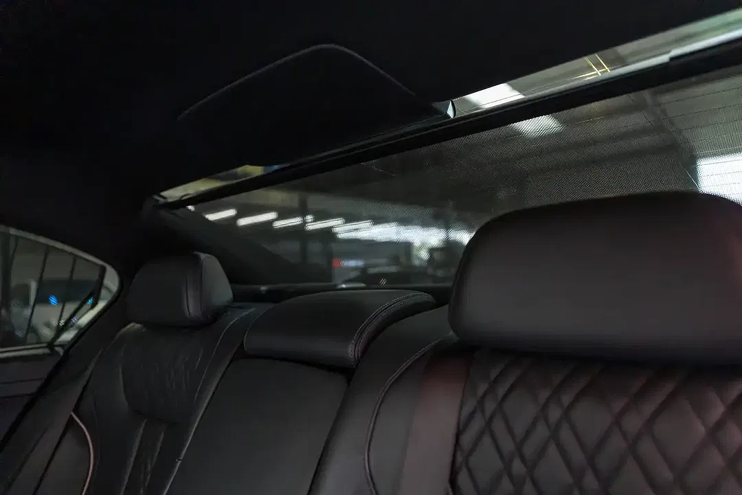 BMW 745 PHEV M - Thumbnail 49