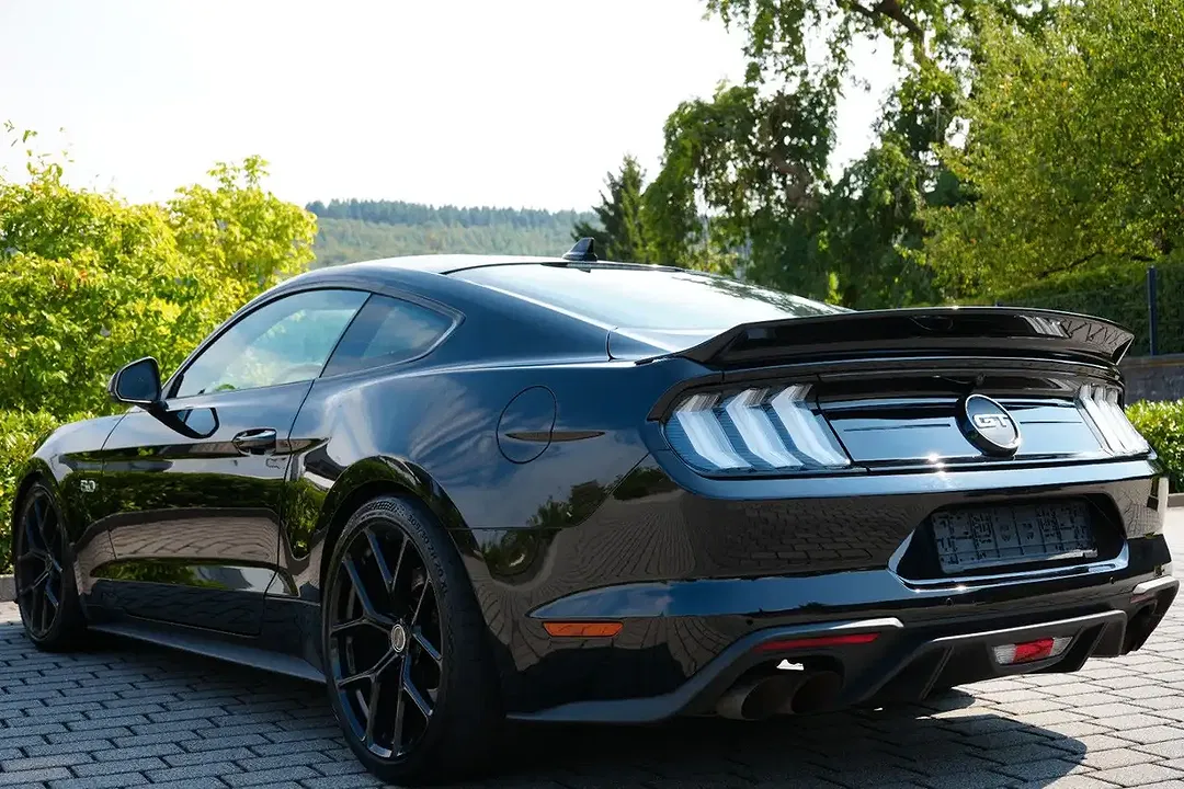 Ford Mustang 5.0 GT - Thumbnail 6