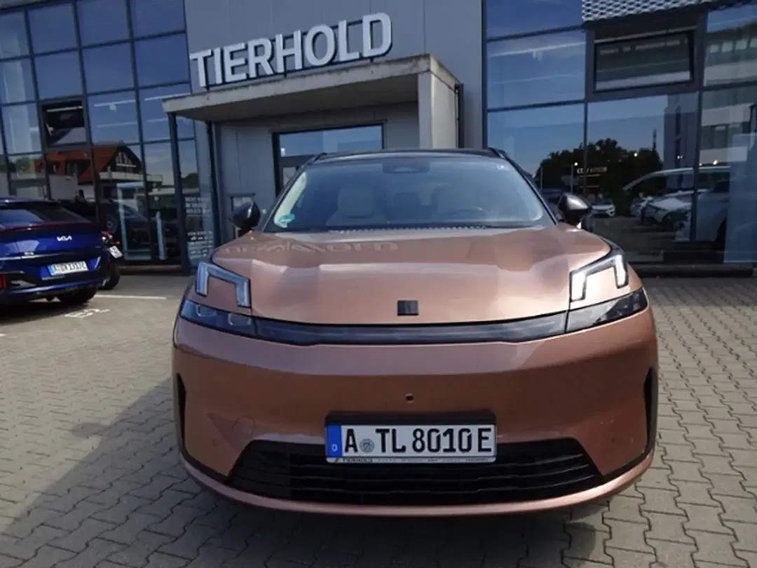 Lynk & Co 08 - Thumbnail 5