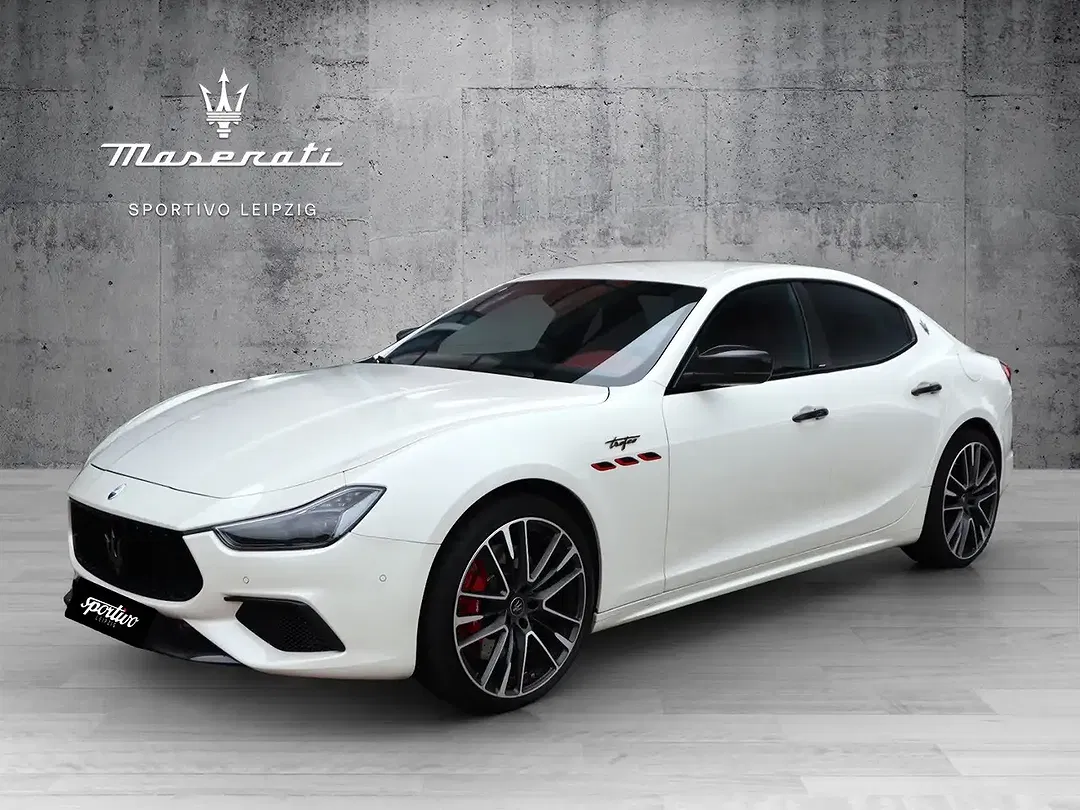 Maserati Ghibli Trofeo - Thumbnail 3