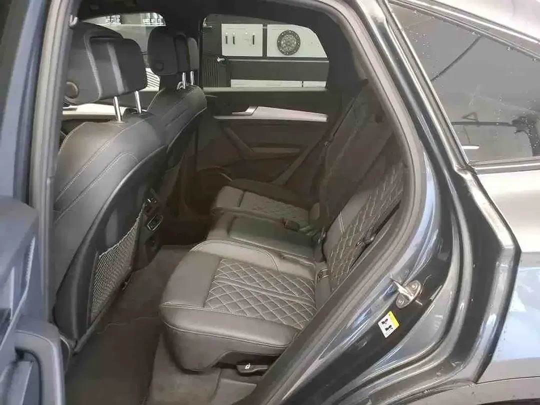 Audi Q5 40 TDI Sportback S line - Thumbnail 6