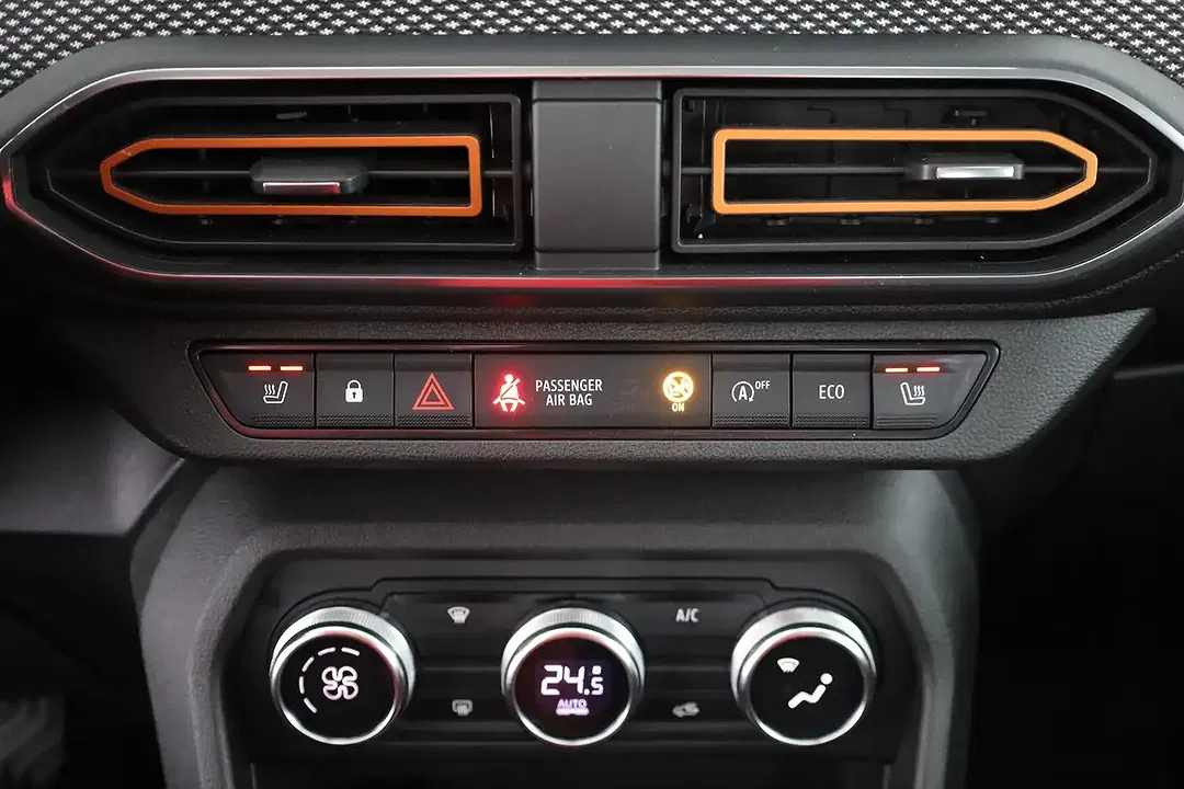 Dacia Sandero TCe Stepway - Thumbnail 12