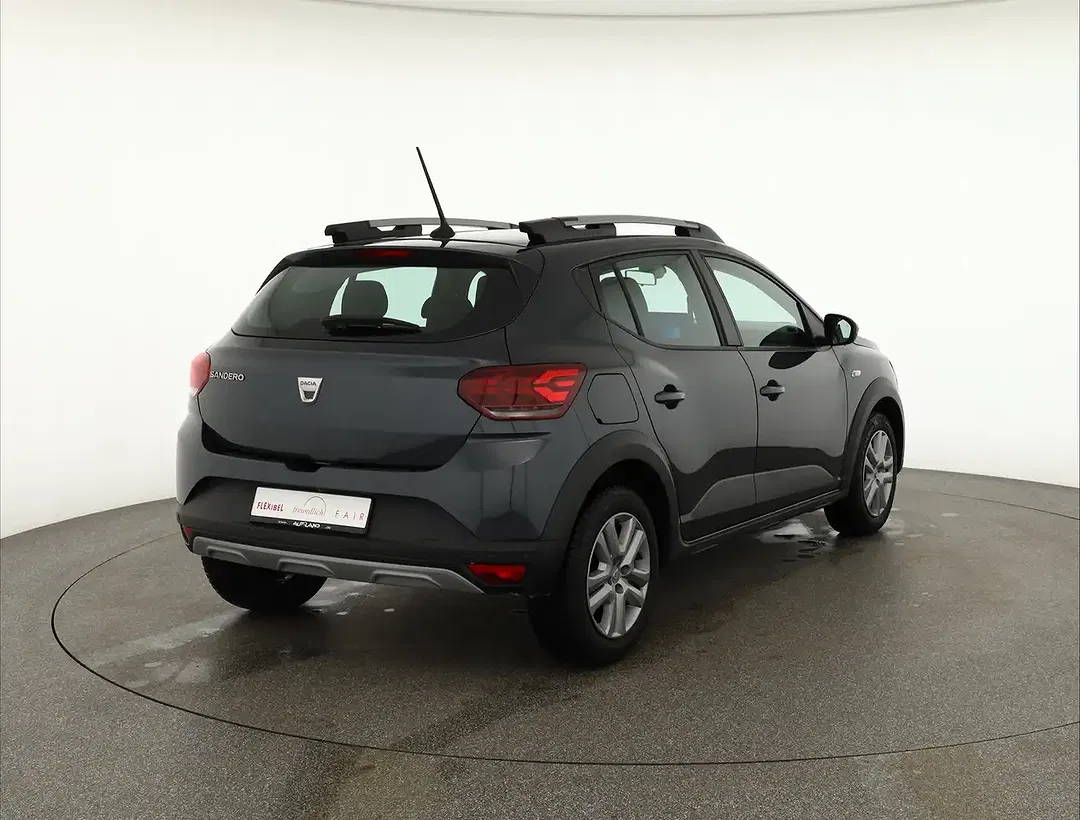 Dacia Sandero TCe Stepway - Thumbnail 5