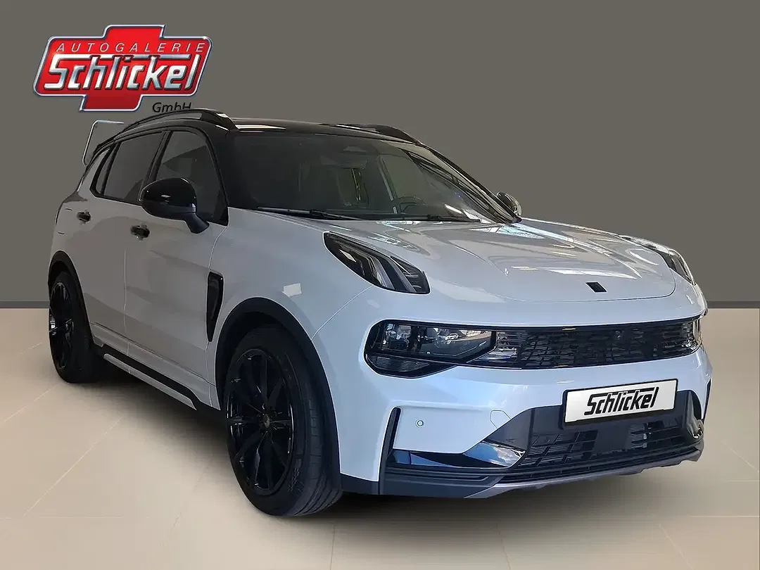 Lynk & Co 01 - Thumbnail 3