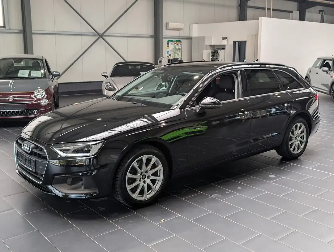 Audi A4 35 TFSI S tronic Avant - foto 1