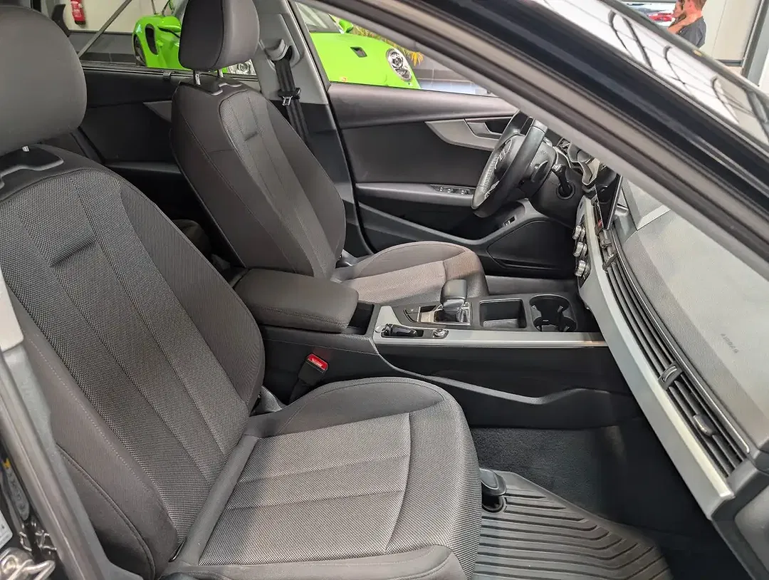 Audi A4 35 TFSI S tronic Avant - Thumbnail 11
