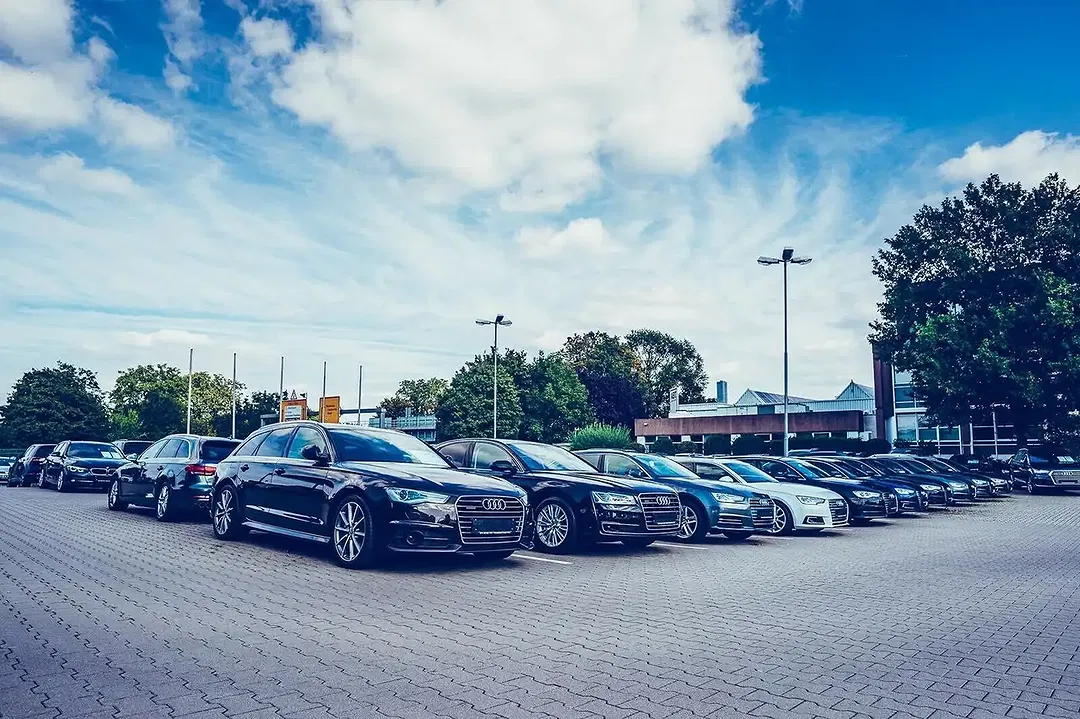 Audi A4 35 TFSI S tronic Avant - Thumbnail 14