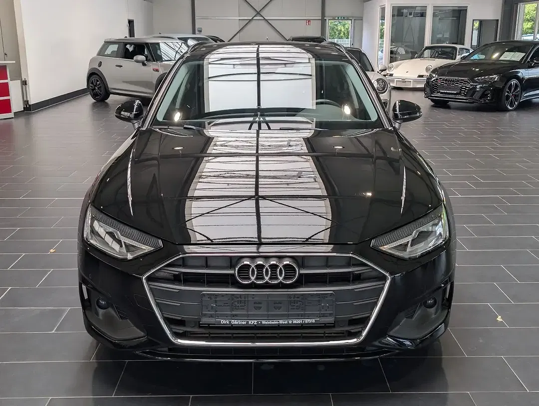 Audi A4 35 TFSI S tronic Avant - Thumbnail 3