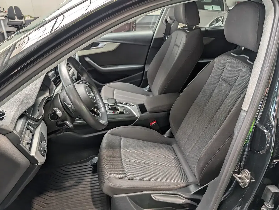 Audi A4 35 TFSI S tronic Avant - Thumbnail 8