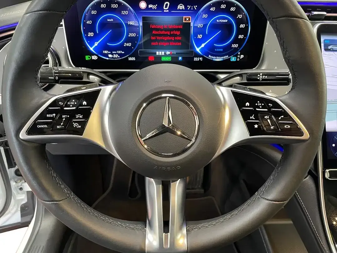 Mercedes-Benz EQE 350 AMG - Thumbnail 11