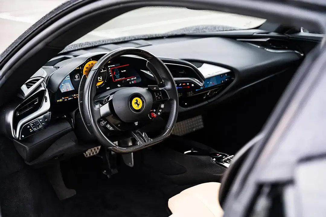 Ferrari SF90 Stradale 4.0 V8 F1 - Thumbnail 12