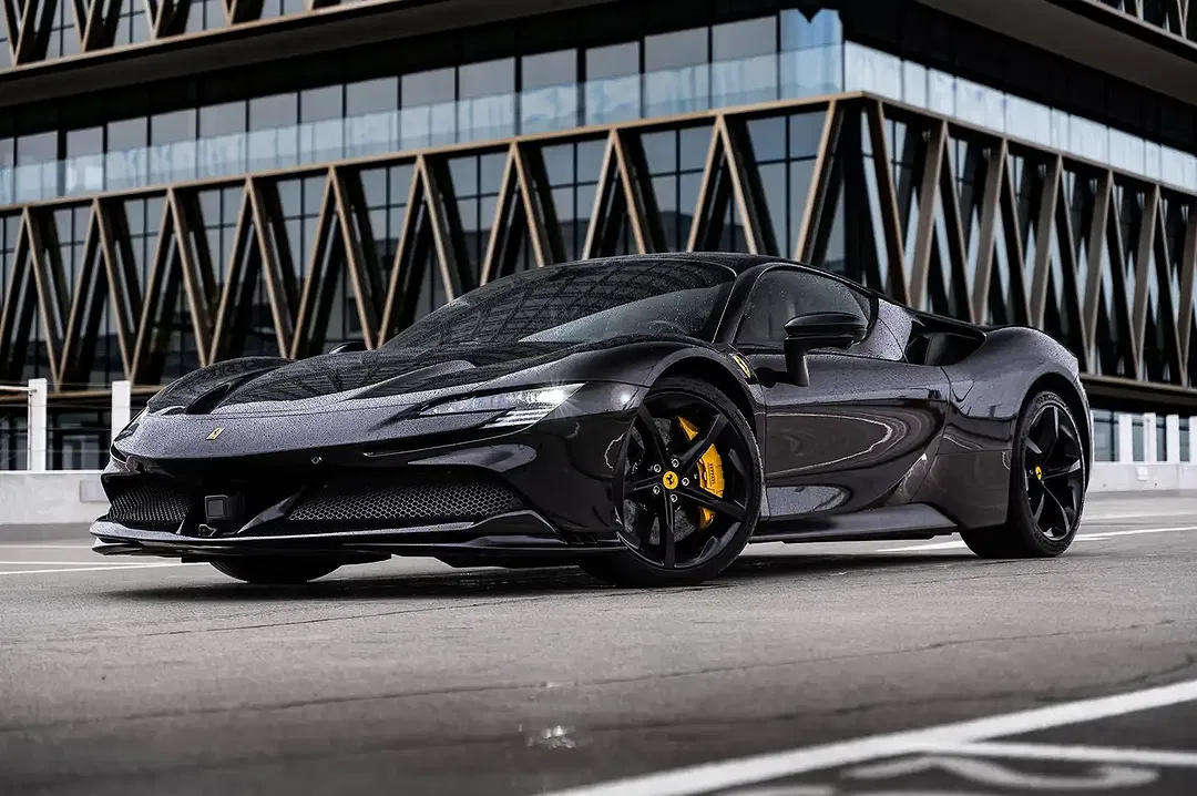 Ferrari SF90 Stradale 4.0 V8 F1 - Thumbnail 4