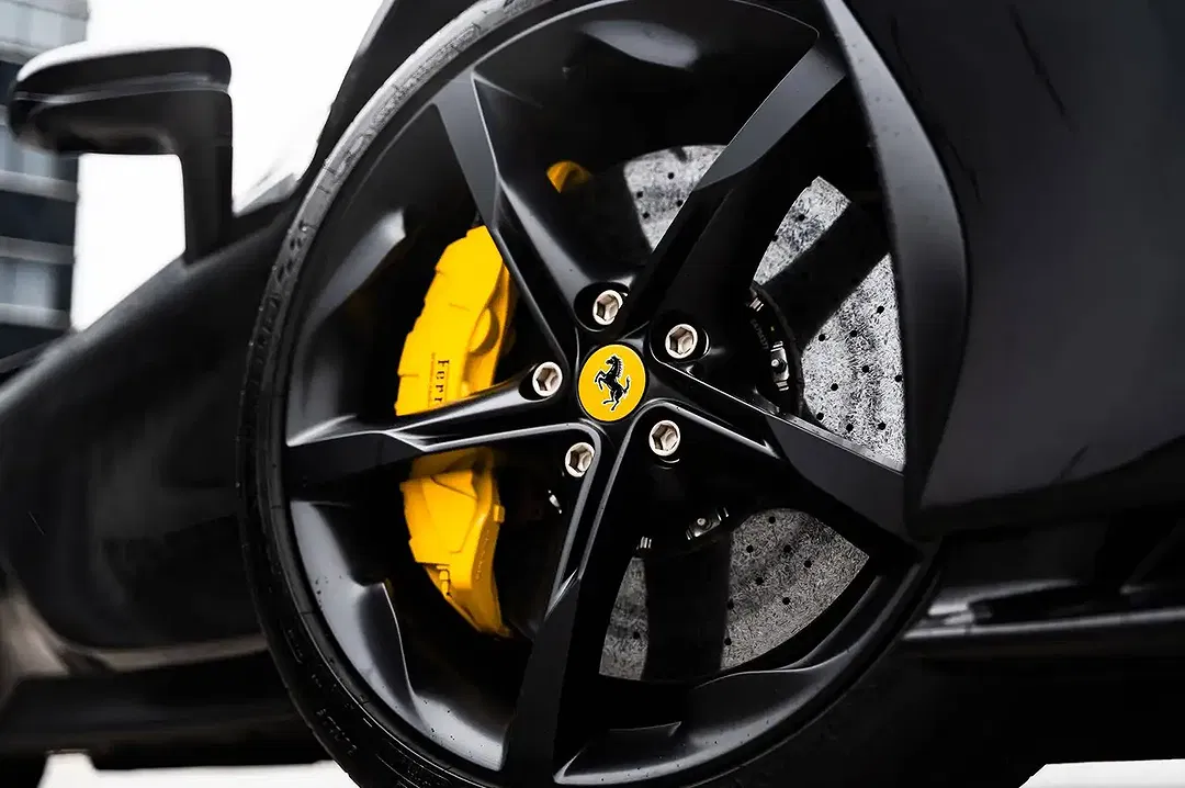 Ferrari SF90 Stradale 4.0 V8 F1 - Thumbnail 5